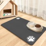 Dolic tapis de nourriture pour animaux - Dark Grey-2 Paws 30 x 50 cm